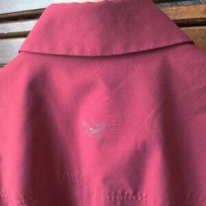 Arc'teryx Elaho Snap Button Short Sleeve Tech Shirt - Medium